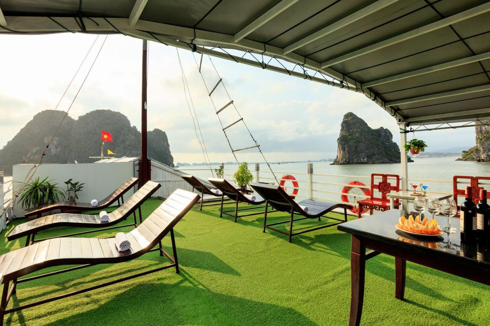Cozy Bay Classic Cruise Халонг Экстерьер фото