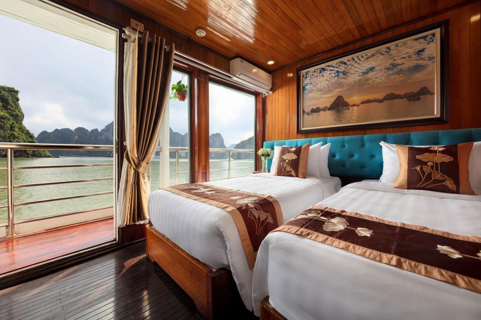 Cozy Bay Classic Cruise Халонг Экстерьер фото